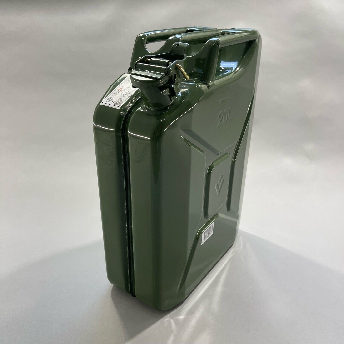 Green Valpro European 2023 Steel Jerry Can 20L / 5.25 gal. GJC20R