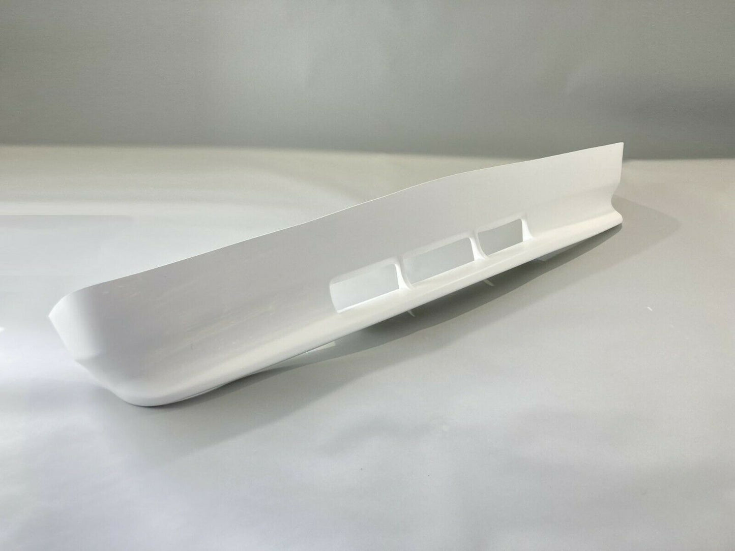 Front Bumper Spoiler Lip Splitter Addon (Fits Scaldia Volga GAZ 24 M24 M24D)